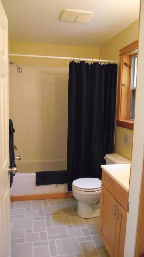 Secret Cove Cottage Suites Halfmoon Bay Exterior foto
